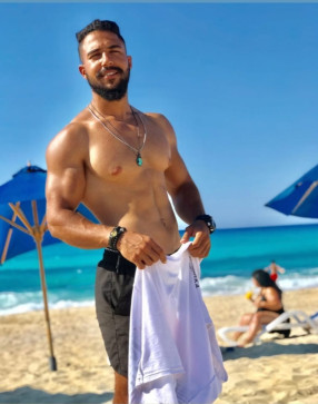 Hugo Boss, 34, Netherlands