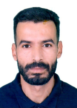 Yacine, 35, Algeria