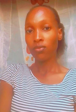 Monica, 28, United Kingdom