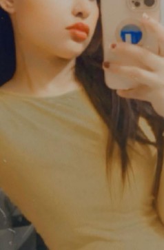 Tasha, 30, United Kingdom