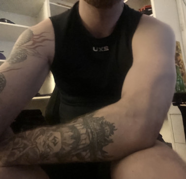 Uhuh , 24, Australia