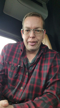 Tom, 43, United States