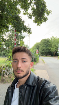 Orhan, 23, Germany