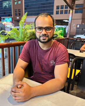 Raj , 28, United Arab Emirates