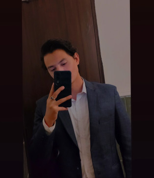 Hemm, 24, India