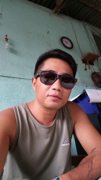 Joel, 40, Philippines