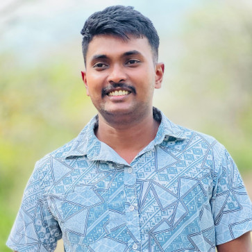 Piumaal, 24, Sri Lanka