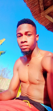 Andre, 37, Gambia