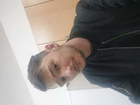 Randomguy, 22, United Kingdom