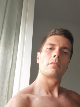 Luca, 36, Italy
