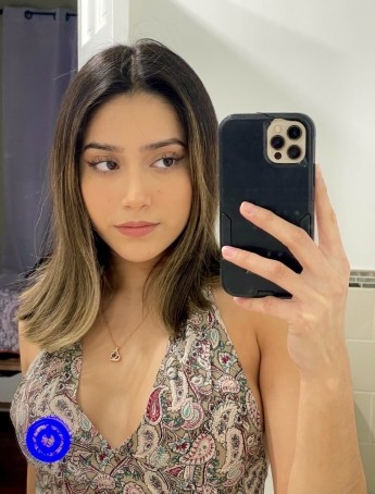 Jazmin, 18, United States