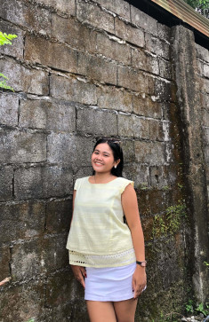 Resa, 21, Philippines