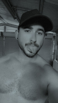 Mike, 37, Australia