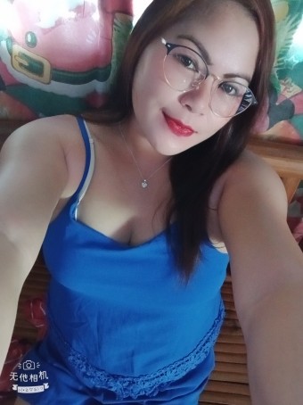 Wenie Maluya, 23, Philippines