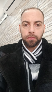 Sofiene , 35, Algeria