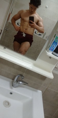 Souhaib Flix, 24, Germany