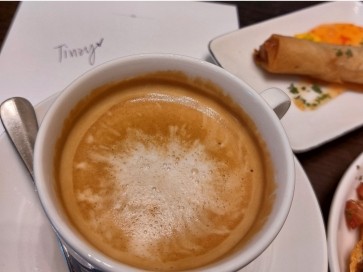 Tinzy, 69, Philippines