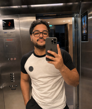 Zinouu, 23, France
