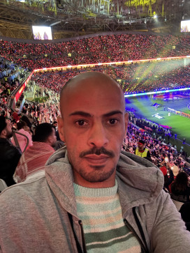 Mahmoud, 39, Qatar
