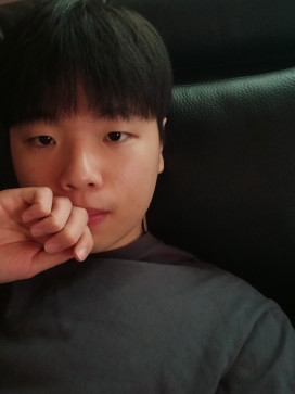 Junho, 24, Japan