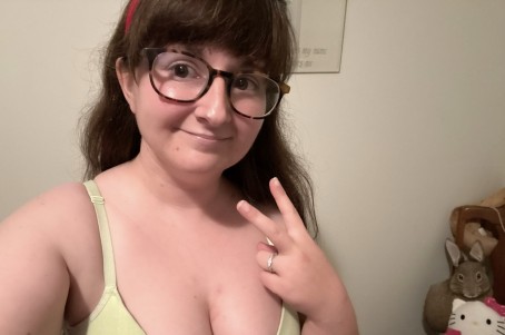 _WickedAutisticJess_, 32, United States