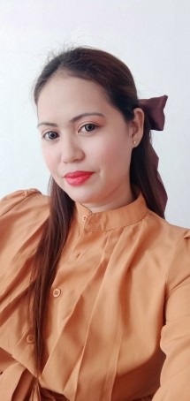 Lily, 33, Philippines