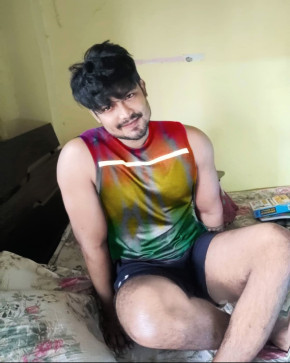 Syntax Error, 28, India