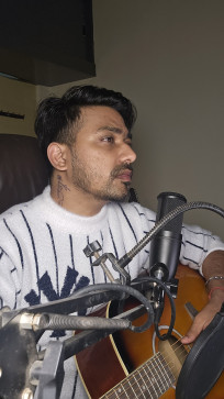 Hemant, 29, India